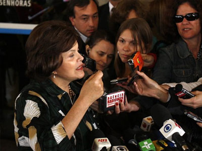 Προβάδισμα Rousseff στη Βραζιλία