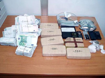 Εξαρθρώθηκε κύκλωμα διακίνησης ναρκωτικών στην Καλαμάτα