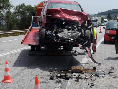 Τρεις νεκροί σε τροχαία στη Λάρισα