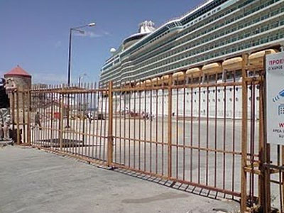 Νέα «απόβαση» τουριστών στη Ρόδο