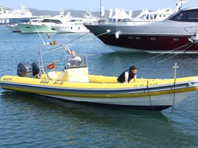 Έμεινε ακυβέρνητο