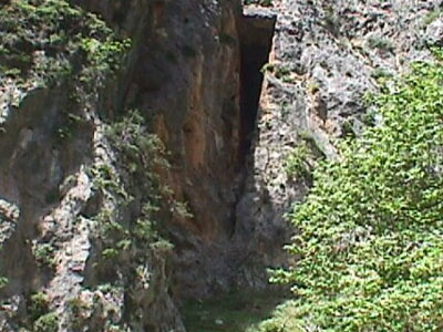 Νεκρός ανασύρθηκε ο οδηγός που έπεσε σε χαράδρα