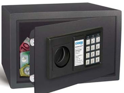 «Σήκωσαν» χρηματοκιβώτιο βάρους 200 κιλών!