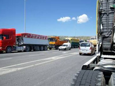 «Κυνηγητό» βυτιοφόρων – φορτηγών Δ.Χ. στη Θεσσαλονίκη