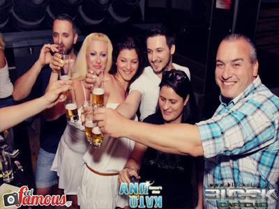 BLOCK CLUB: Η διασκέδαση στον Πειραιά έχει όνομα!