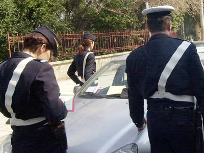 Υπόθεση εμπορίας όπλων εξετάζει η ΕΛ.ΑΣ.