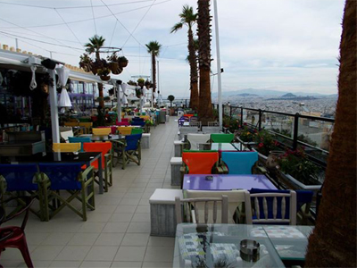 «Ζεστά» και φθηνά Χριστούγεννα στο bowling center