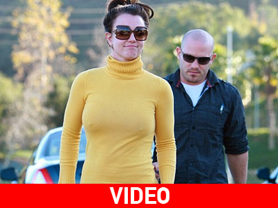 Η Britney Spears και το test drive! Η Britney Spears και το test drive!