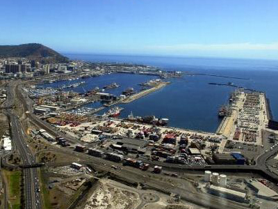 Ανεβαίνουν τα λιμάνια της Δ. Αφρικής