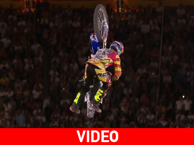 X- Fighters: Bike flip