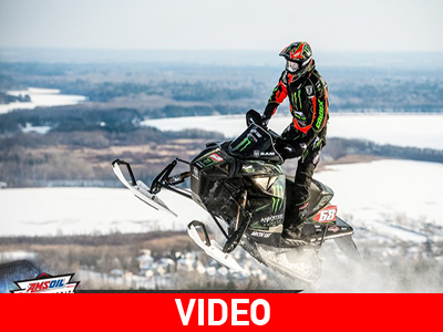 Ο Tucker Hibbert στους αγώνες AMSOIL Snocross