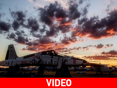 Τime-lapse στο νεκροταφείο αεροπλάνων της Αριζόνας