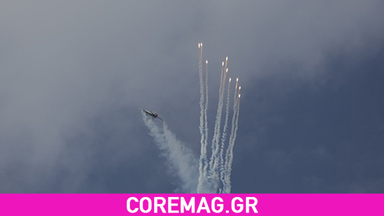 Athens Flying Week 2015: Tο εντυπωσιακό air-show επιστρέφει Athens Flying Week 2015: Tο εντυπωσιακό air-show επιστρέφει