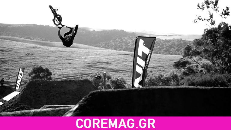 Τούμπες από τον πιο επικίνδυνο BMX Dirt Jump διαγωνισμό στον κόσμο