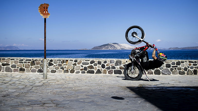 “Διαστημικό” riding με τον Dupont στη Νίσυρο