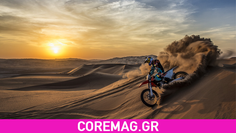 Οι θρύλοι του FMX στους αμμόλοφους της ερήμου, καθώς το Red Bull X-Fighters εισβάλει στο Άμπου Ντάμπι