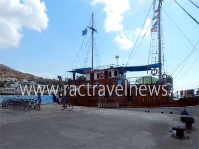 Καλοκαιρινή «απόβαση» ποδηλατοδρομέων στη Σίκινο…