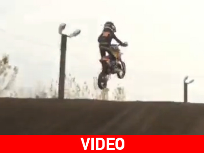O γιoς του Brian Deegan στο freestyle motocross