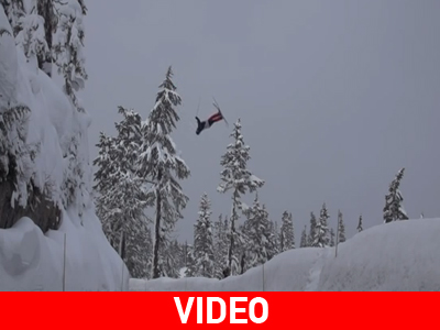 Σκιέρ κάνει backflip και..