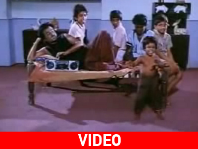 Δείτε τον χoρό του μικρού σούπερσταρ