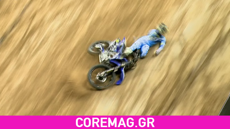 Σκληρές πτώσεις στο freestyle motocross