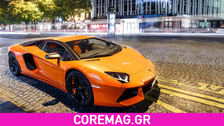 BMX περνάει πάνω από Lamborghini