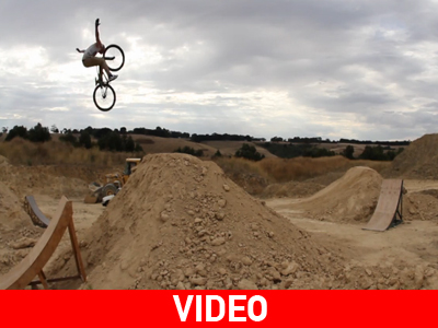 Ορθοπεταλιές με τον ποδηλάτη James Patterson!