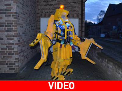 Πατέρας δημιούργησε ρομποτική στολή για το βρέφος του