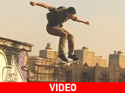 Κάνοντας «skateboard» στις ταράτσες της Νέας Υόρκης