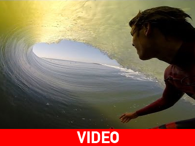 Ο Koa Smith δαμάζει τα κύματα…