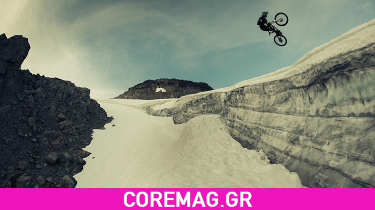 Δεν θα πιστεύετε τι μπορούν να κάνουν αυτοί οι ποδηλάτες στα χιόνια