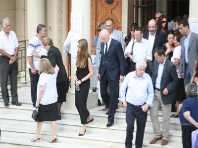 Το ακριβό λουστρίνι και το 500ευρω Το ακριβό λουστρίνι και το 500ευρω