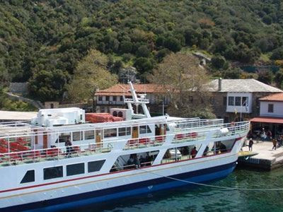 Αποβιβάστηκε οπλισμένος στο Άγιον Όρος