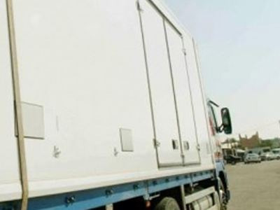 Έκρηξη σε φορτηγό ψυγείο στην Κάλυμνο