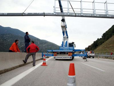 Εργασίες συντήρησης στον περιφερειακό Δραπετσώνας