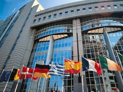 Eurogroup: Αποκλείεται συνολική τροποποίηση του Μνημονίου