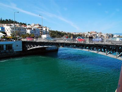 Μηχανική βλάβη στη γέφυρα του Ευρίπου