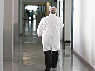 Δεν “τσιμπάνε” οι γιατροί στις προεκλογικές υποσχέσεις