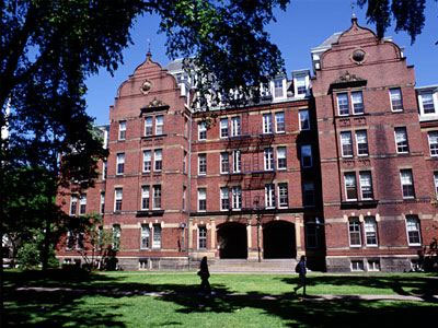 Γίνε κι εσύ φοιτητής στο Χάρβαρντ και το ΜΙΤ