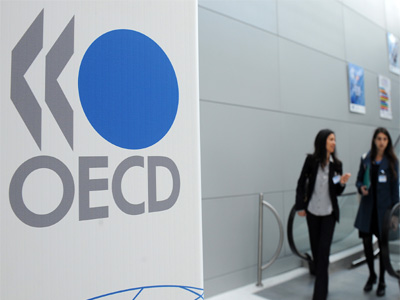 Μέτρα για την ανεργία των νέων ζητεί ο ΟΟΣΑ