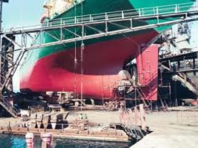 Στα δικαστήρια η υπόθεση των ναυπηγείων Σκαραμαγκά