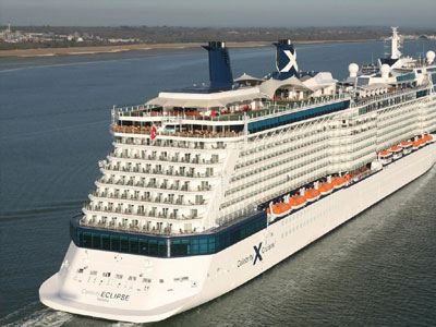 «Βουλιάζει» η Σούδα από επισκέπτες