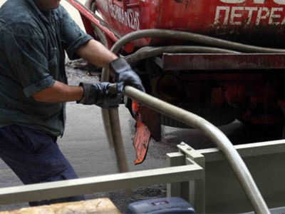 Έσπευσαν να «στοκάρουν» πετρέλαιο θέρμανσης οι καταναλωτές