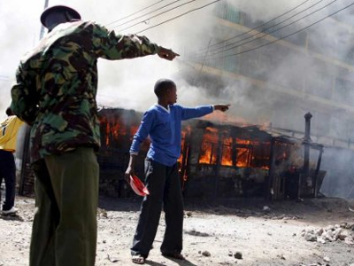 Ν. Αφρική: Πυρπόλησαν ανηλίκους για… 51 ευρώ!