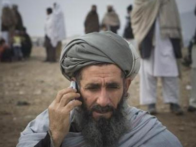 Χωρίς κινητά κάθε νύχτα οι Αφγανοί