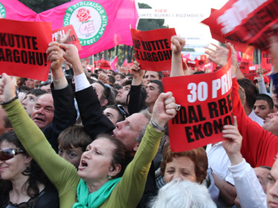Τίρανα: Βουλευτές κάνουν απεργία πείνας