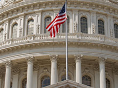 Ελαφρώς πιο αισιόδοξοι οι Αμερικανοί