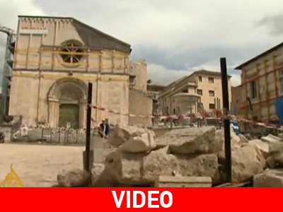 Τίμησαν τα θύματα του σεισμού της Λ’ Άκουιλα