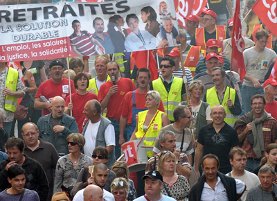 Μικρότερη συμμετοχή στις γαλλικές διαδηλώσεις