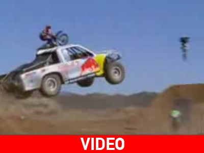 Μηχανές και monster trucks… στον αέρα